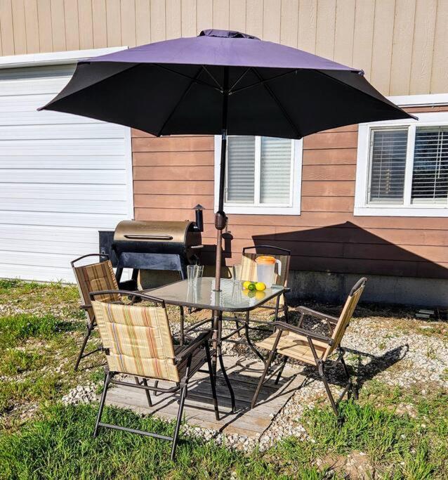 Private Cabin- Breakfast - Double Tub - 75In Tv - Sup - Washer Dryer - Bbq West Point Eksteriør billede